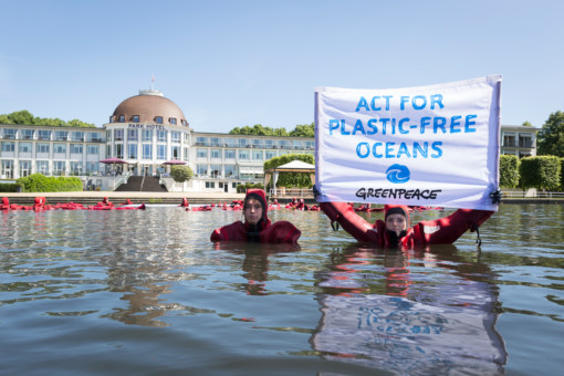 The Ocean Plastic Crisis - Greenpeace International