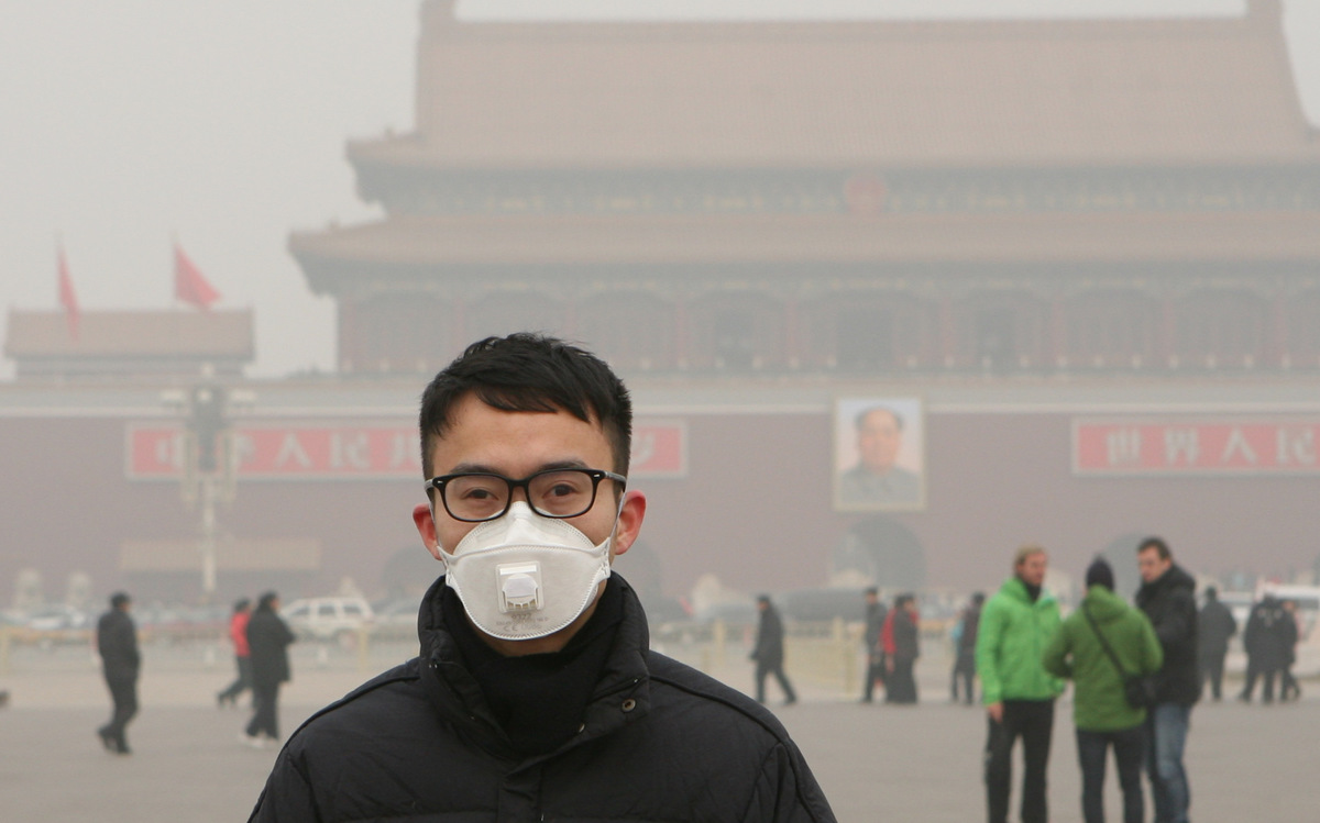 Air Pollution in Beijing © Greenpeace / Yin Kuang