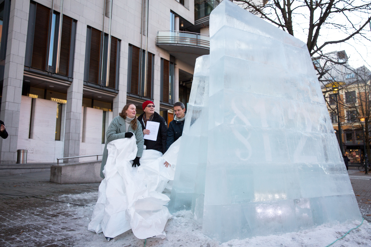 People vs Arctic Oil Court Case Press Conference in Oslo © Edward Beskow / Greenpeace