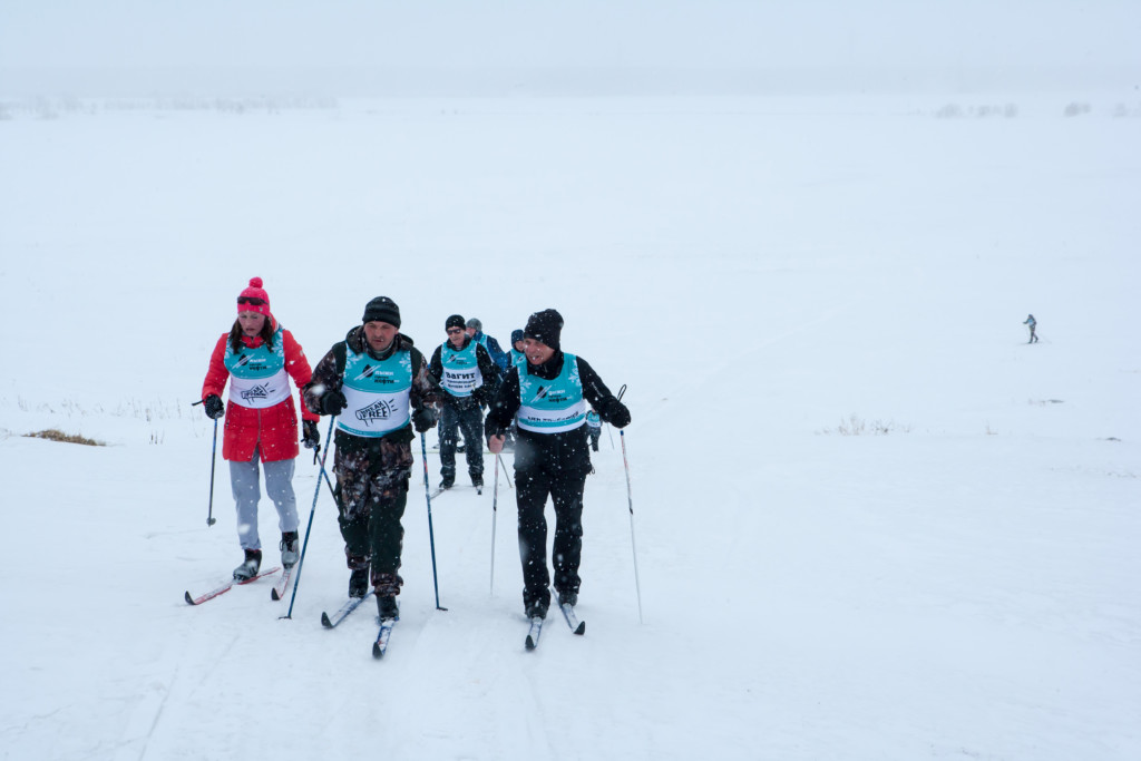 BreakFree in the Komi Republic, Skis against oil © Igor Podgorny