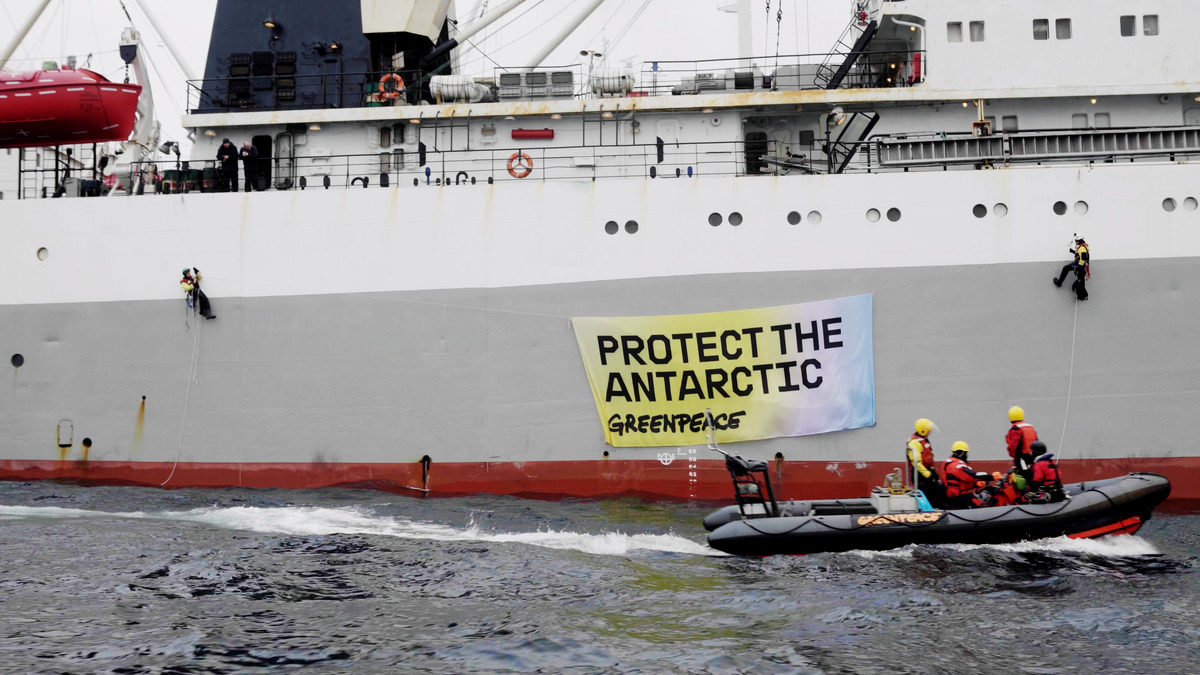 Protest on Krill Fishing Ship in the Antarctic © Fionn Guilfoyle / Greenpeace