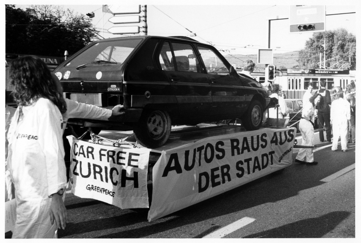 Climate Action Car Free City in Zurich © Greenpeace / Ex-Press / David Adair