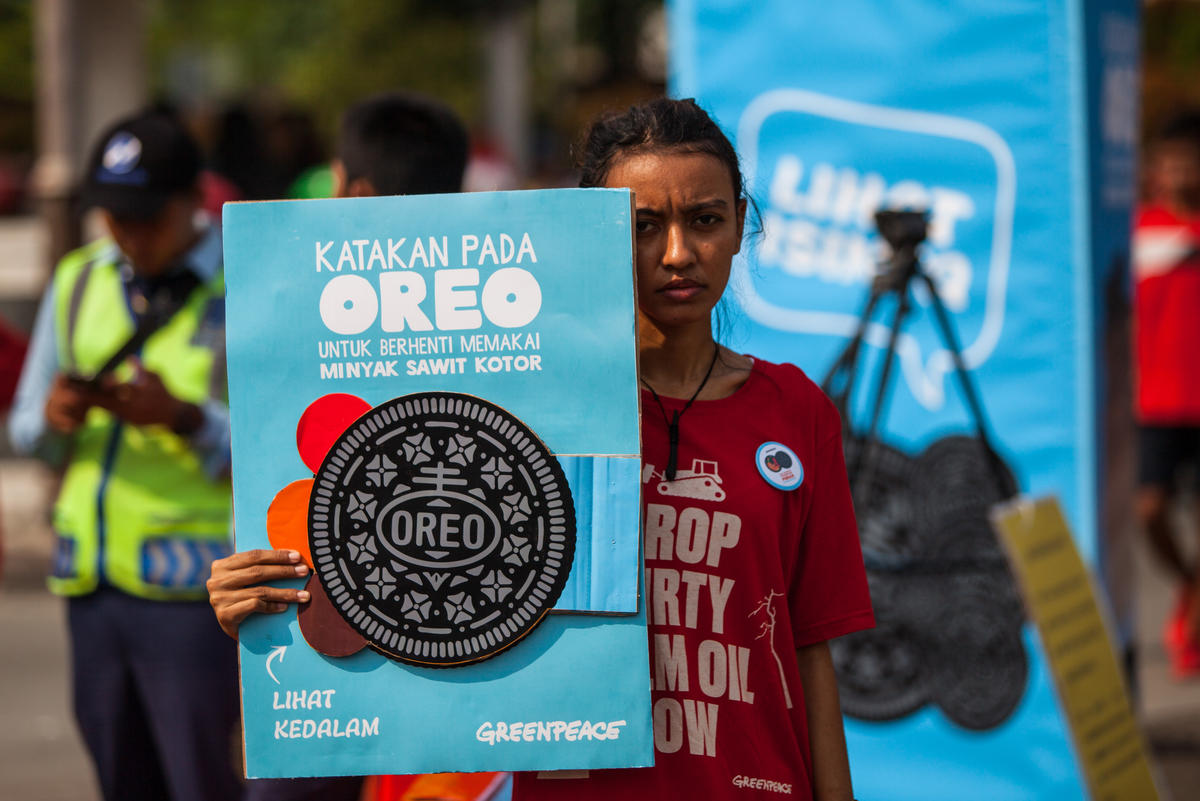 Tell Oreo to Drop Dirty Palm Oil Event in Jakarta. © Jurnasyanto Sukarno