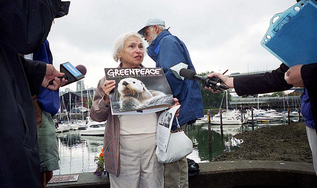 Commemorative Plaque Unveiling Vancouver. © Greenpeace