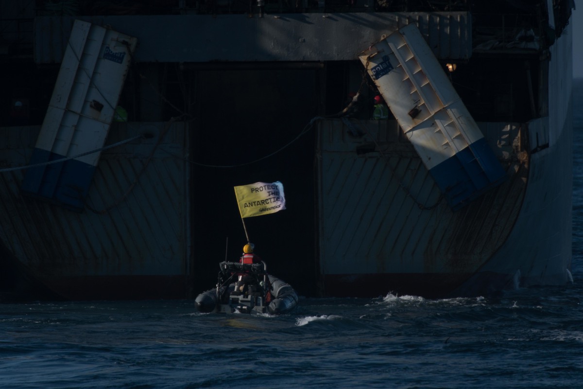 Greenpeace takes Action against Antarctic Krill Fishing. © Pete Speller