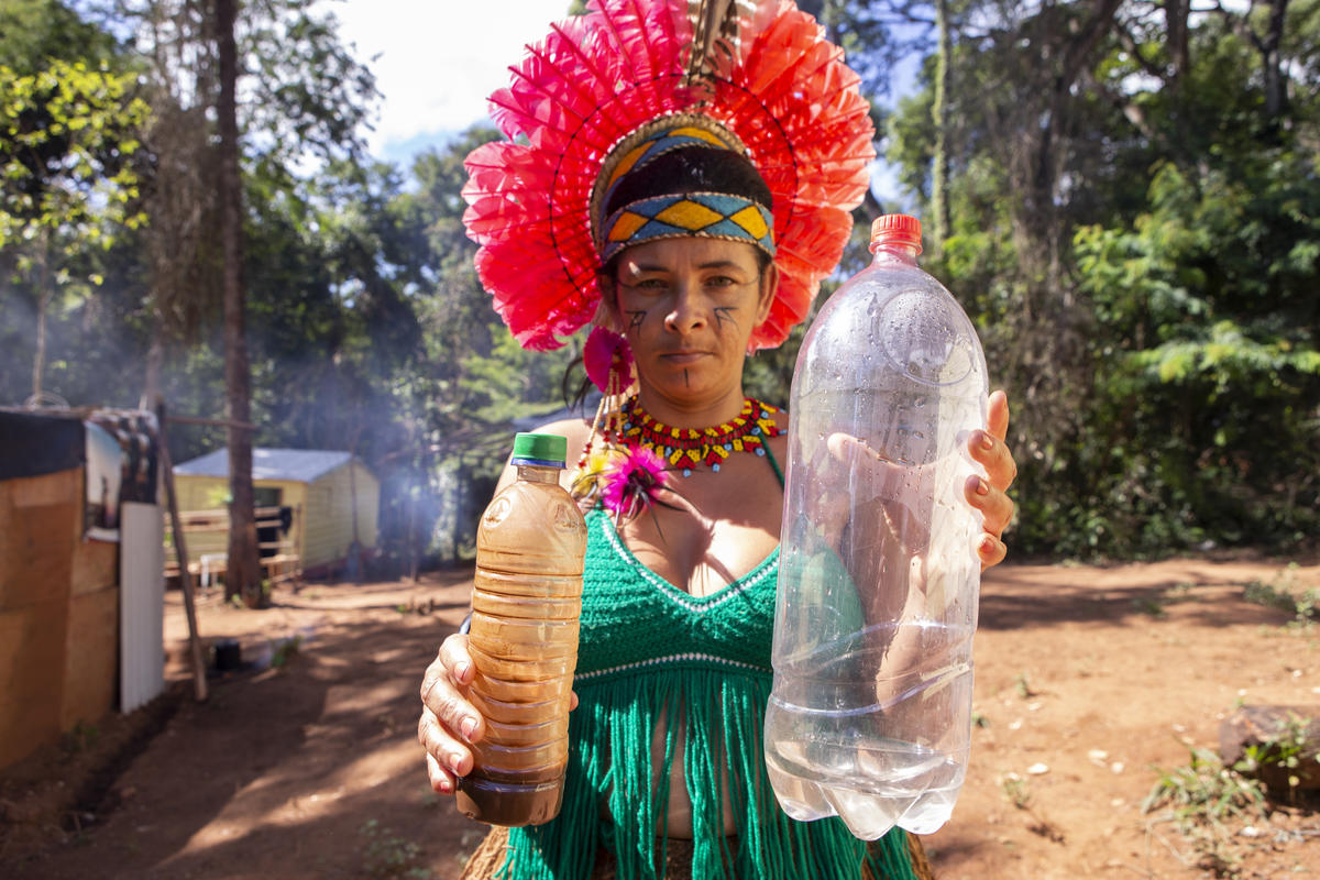 Brumadinho Environmental Crime Water Sampling in Brazil. © Nilmar Lage