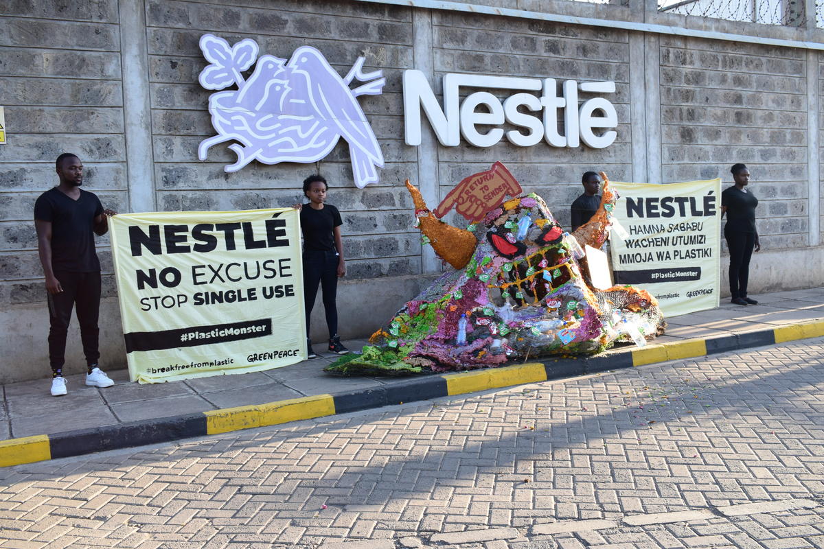 Plastic Monster Action at Nestlé Headquarters in Nairobi. © Paul Basweti / Greenpeace