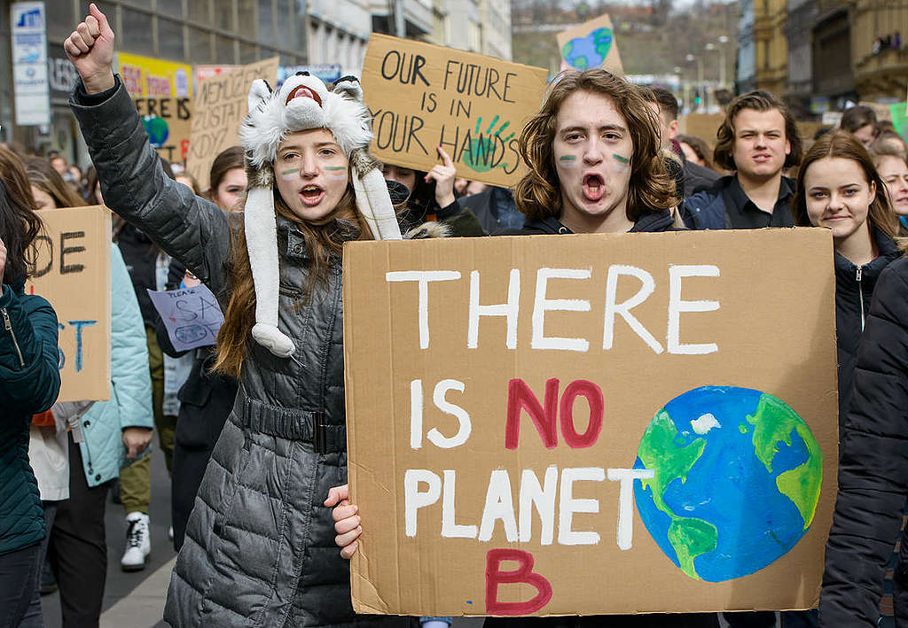 Fridays for Future - Global Student Strike in Prague. © Petr Zewlakk Vrabec / Greenpeace