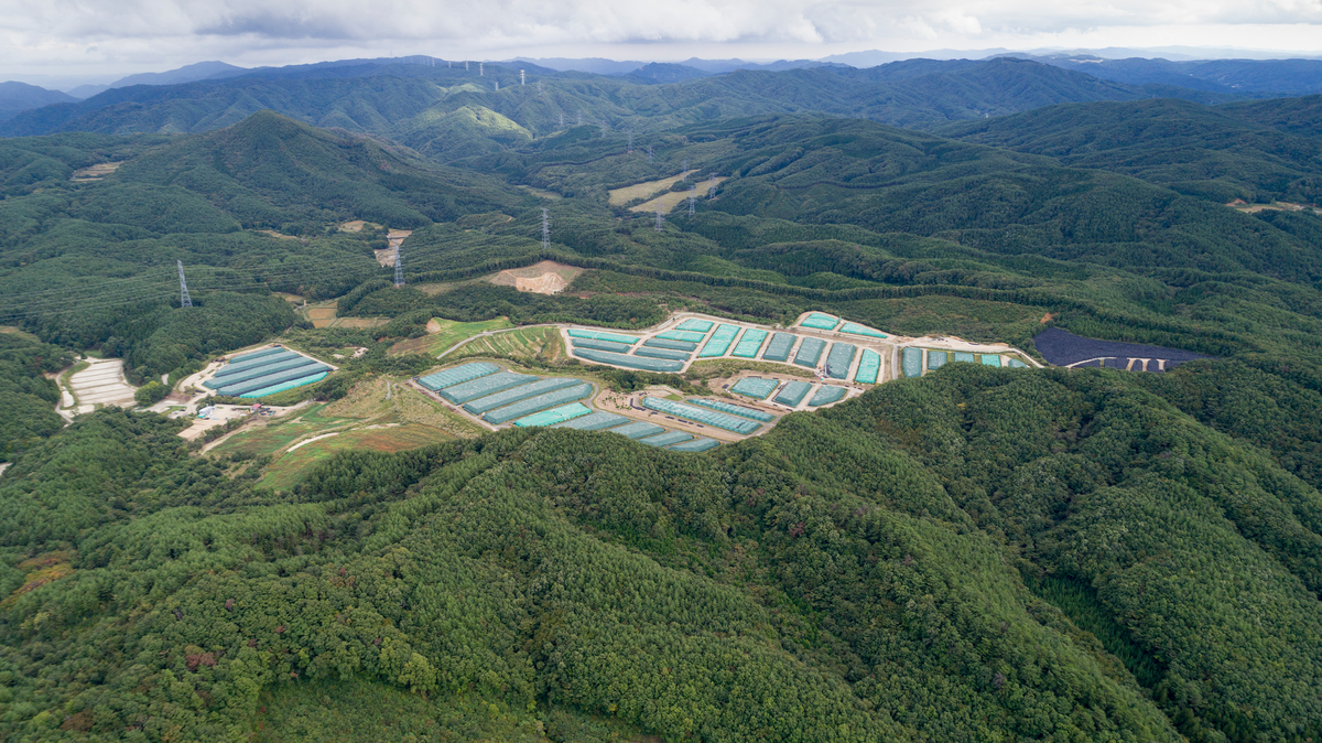 Nuclear Waste in Prefecture Fukushima. © Christian Åslund / Greenpeace