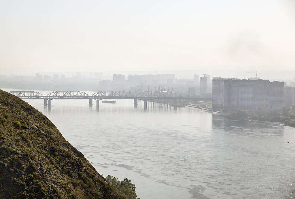 in Smoke from Siberian Wildfires in Smoke from Siberian Wildfires © Anton Voronkov / Greenpeace