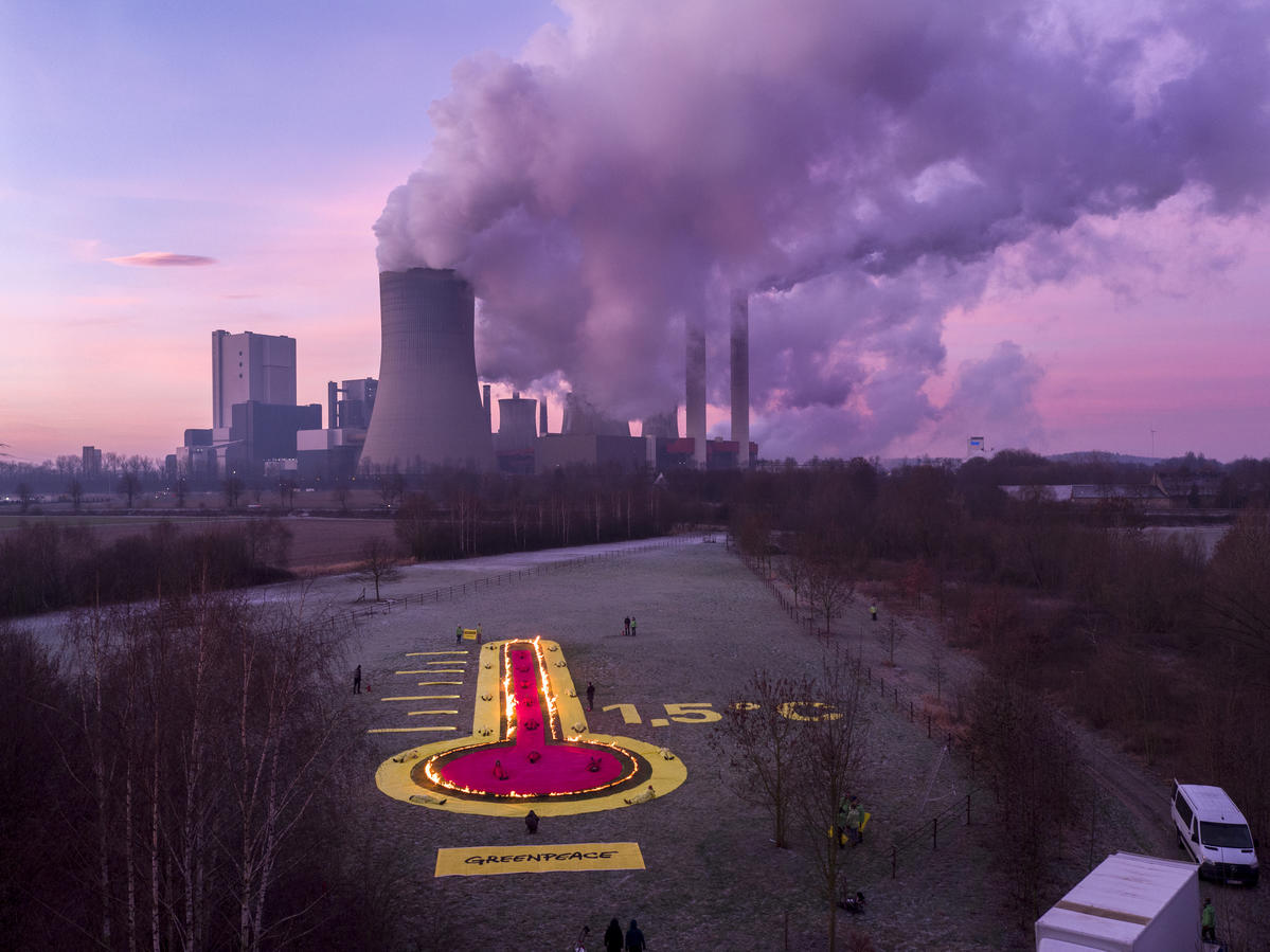 Action at Power Plant Niederaussem in Germany. © Greenpeace