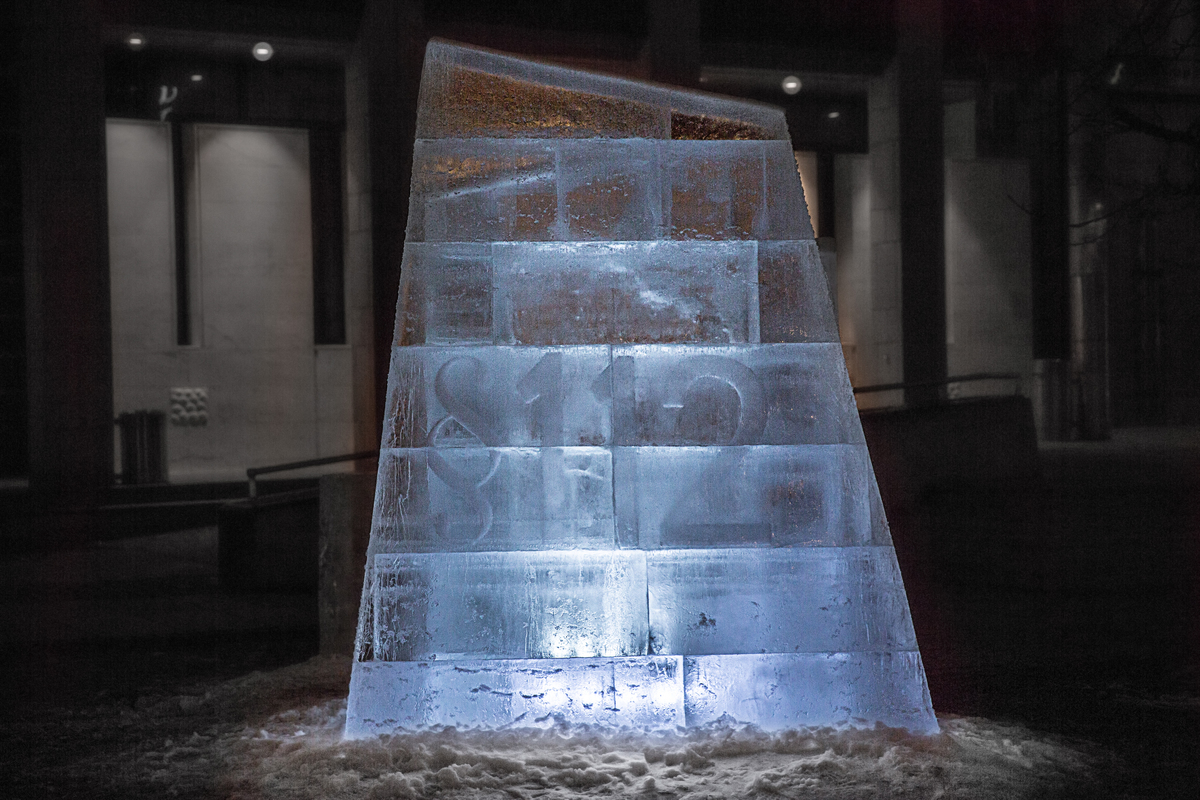 People vs Arctic Oil Court Case Ice Sculpture in Oslo. © Edward Beskow / Greenpeace People vs Arctic Oil Court Case Ice Sculpture in Oslo. © Edward Beskow / Greenpeace