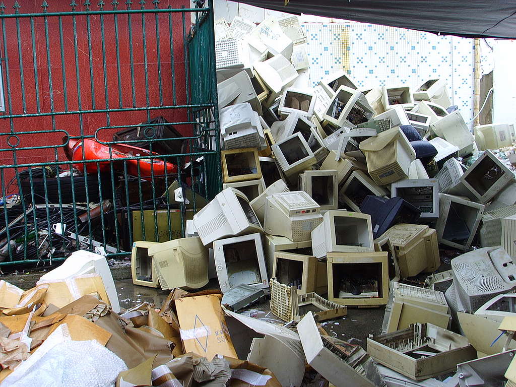 Electronic-Waste Documentation in Guiyu, China. © Greenpeace