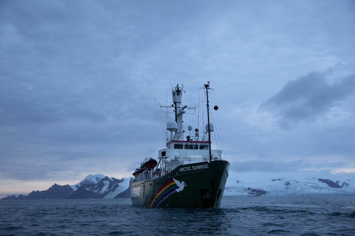 The Arctic Sunrise In Antarctica © Abbie Trayler-Smith / Greenpeace