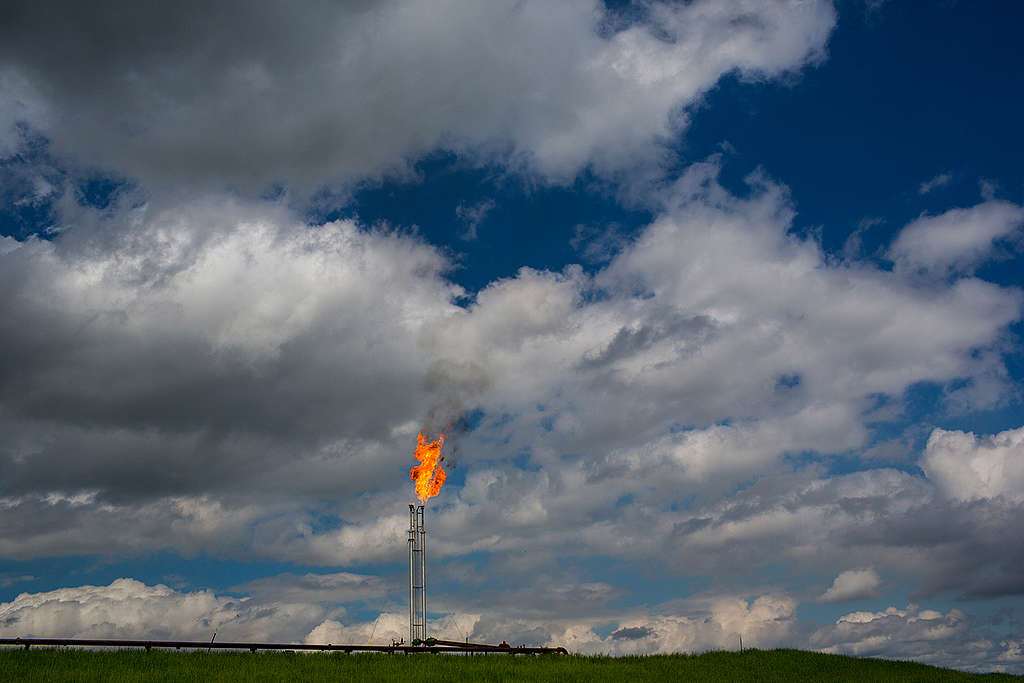 Shale Fracking in Texas. © Les Stone / Greenpeace Shale Fracking in Texas. © Les Stone / Greenpeace