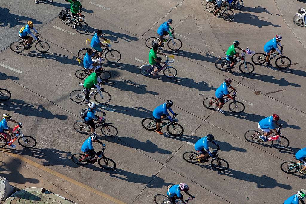 'Act for Arctic' Ice Ride in Thailand. © Roengchai Kongmuang / Greenpeace