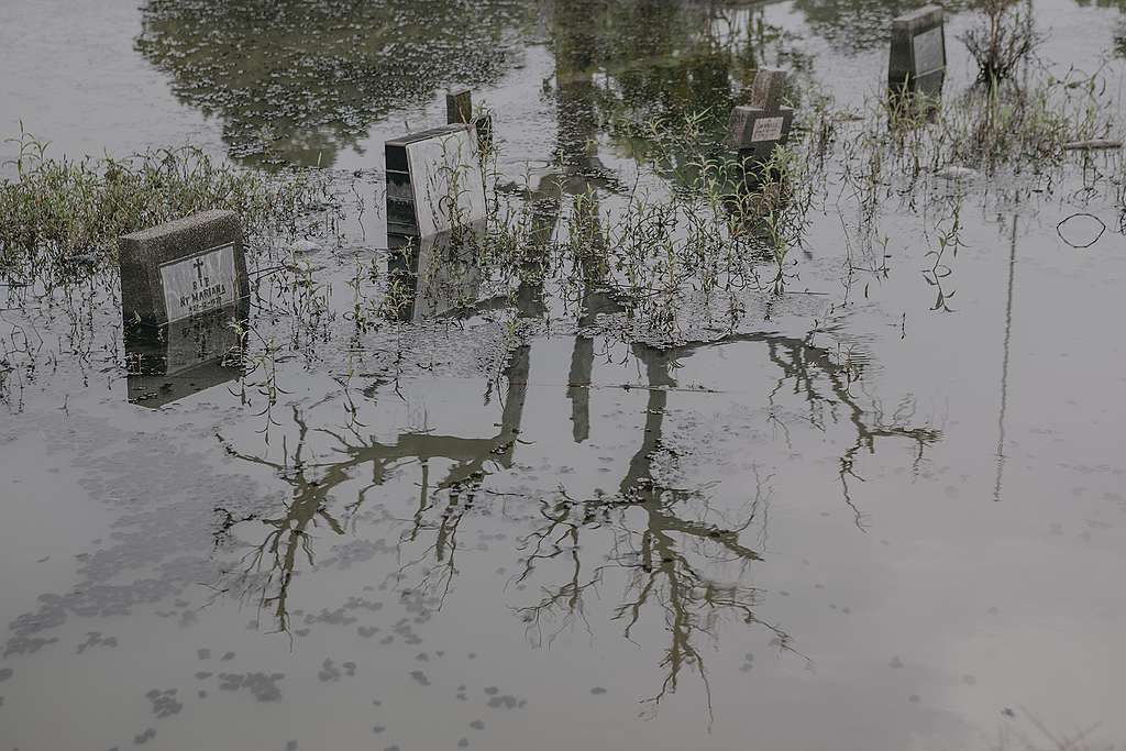Sinking City. &copy;Agoes Rudianto