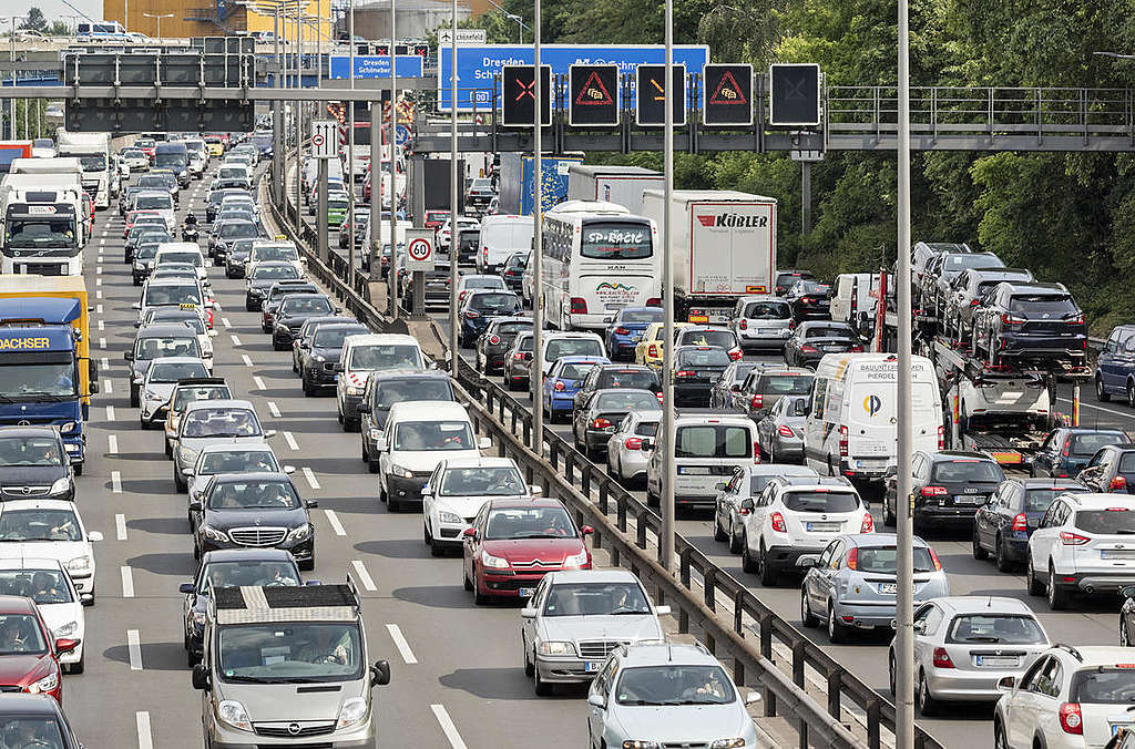 Traffic Jam in Berlin. © Paul Langrock / Greenpeace