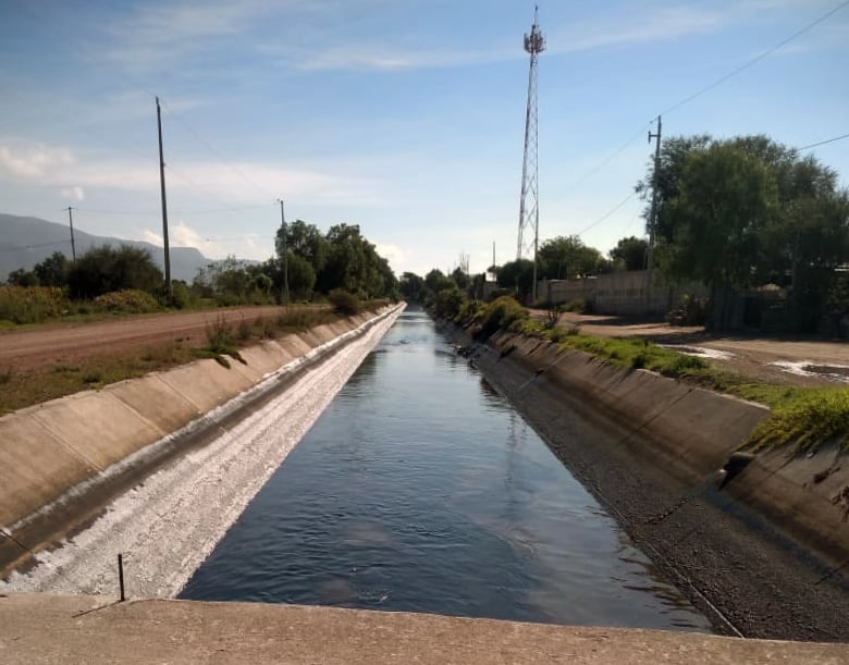 Requena canal in Mixquiahuala, Hidalgo, Mexico. © Brianda Guadalupe Cruz Rodríguez