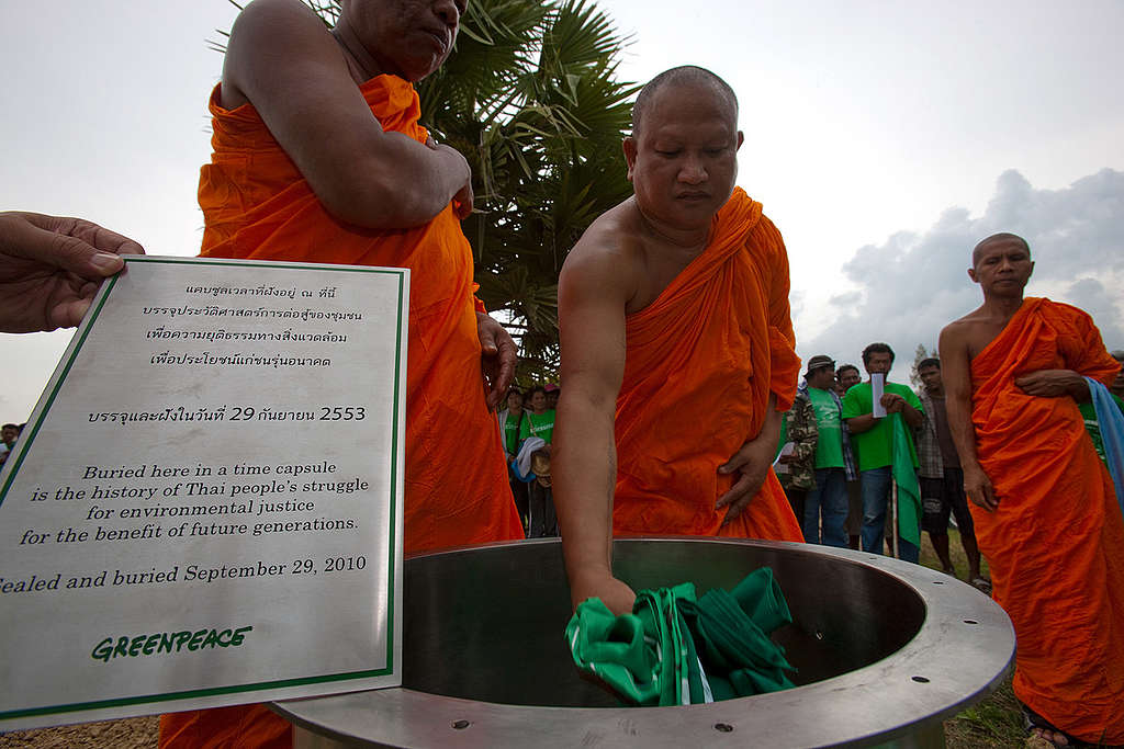 Time Capsule with Thai Environmental Movement History. © Athit Perawongmetha / Greenpeace