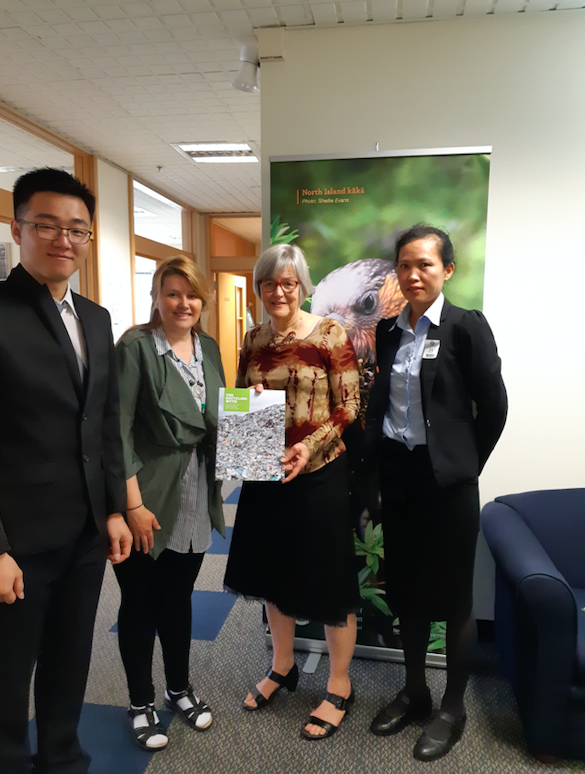 Pua Lay Peng went to New Zealand with Greenpeace in 2018 to meet with Minister of Environment Eugenie Sage to raise the imported plastic waste problem from New Zealand to Malaysia.