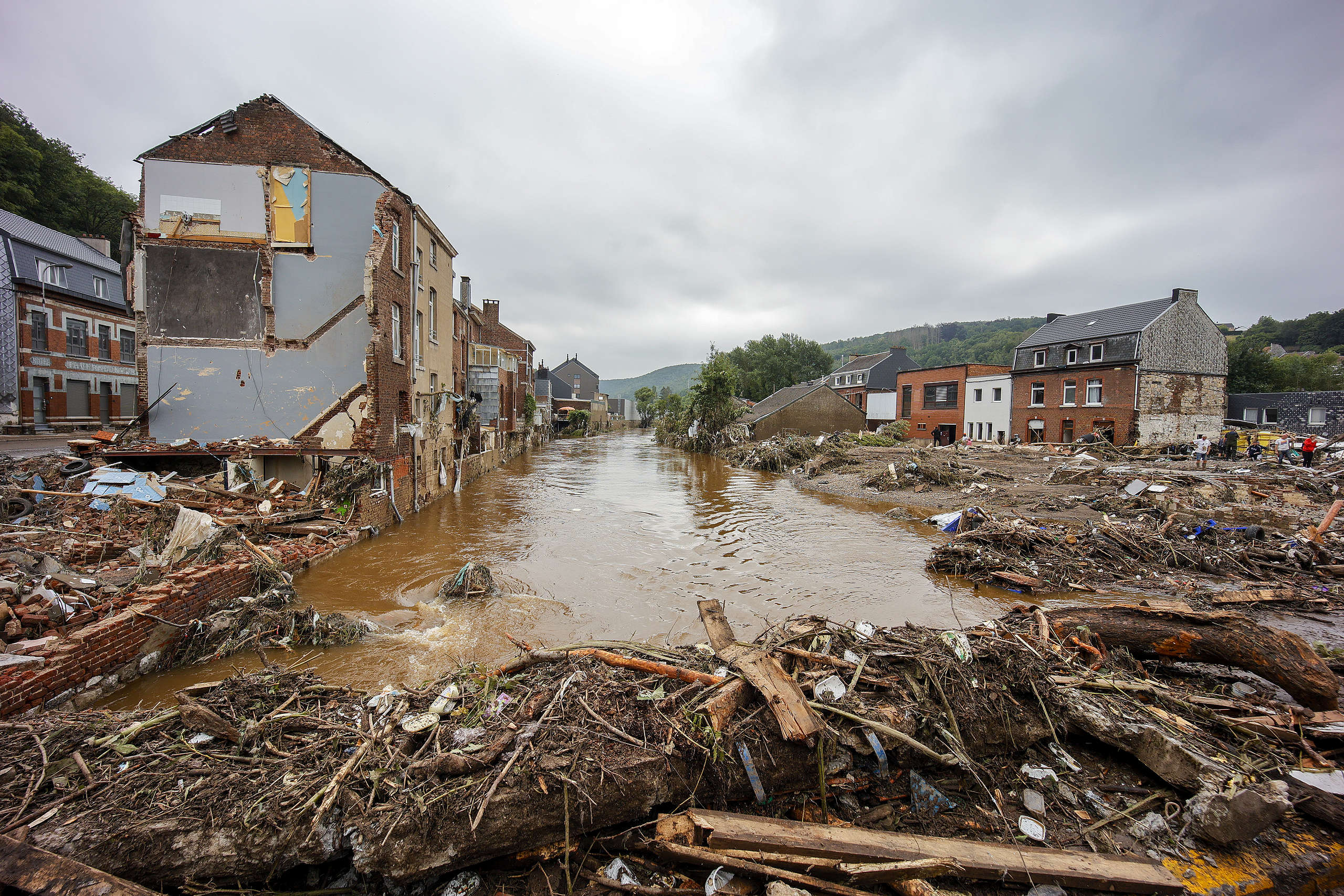 View of the destruction following severe flooding after heavy rainfall in Pepinster, Belgium. © Olivier Matthys/Getty Images