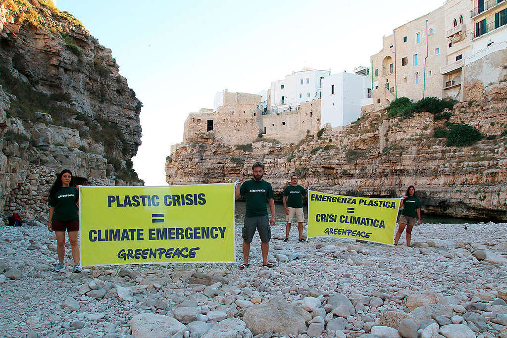 Italian Ship Tour 2021 - Polignano (Bari). © Greenpeace / Mario Nuzzi