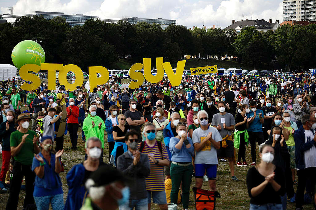 IAA (International Motor Show) Protest in Munich. © Gordon Welters / Greenpeace IAA (International Motor Show) Protest in Munich. © Gordon Welters / Greenpeace