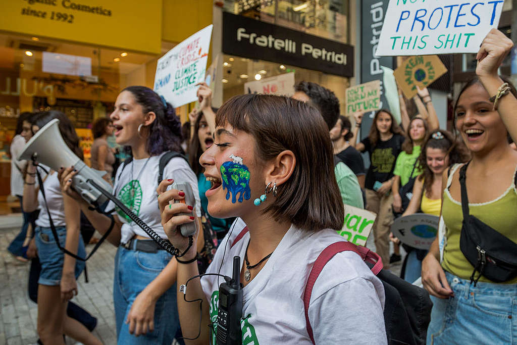 Global Climate Strike in Athens, Greece. © Constantinos Stathias / Greenpeace