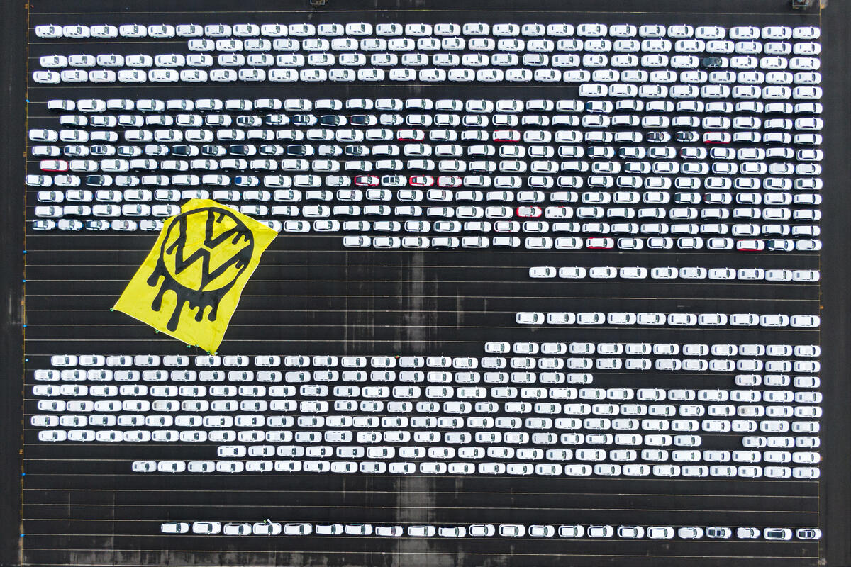 Aerial View of Protest against Volkswagen in the Port of Emden in Germany. © Greenpeace