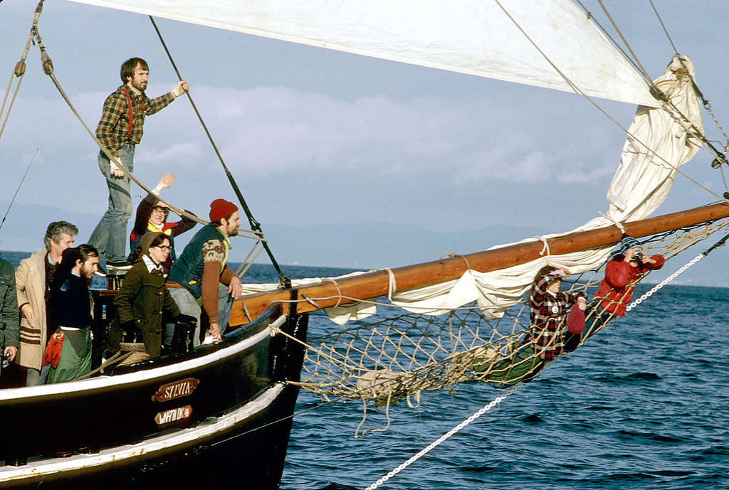 Action against Oil Tanker in Juan de Fuca Strait. © Greenpeace / Rex Weyler