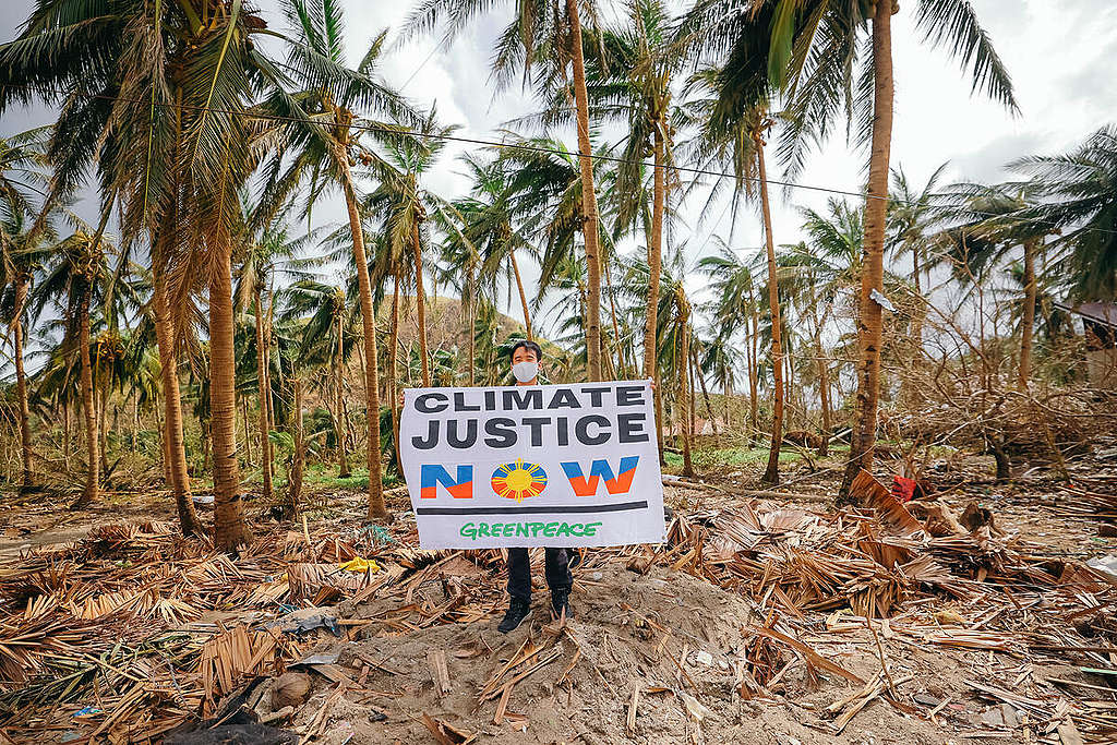 Las consecuencias del súper tifón Rai en Surigao City. © Jilson Tiu / Greenpeace