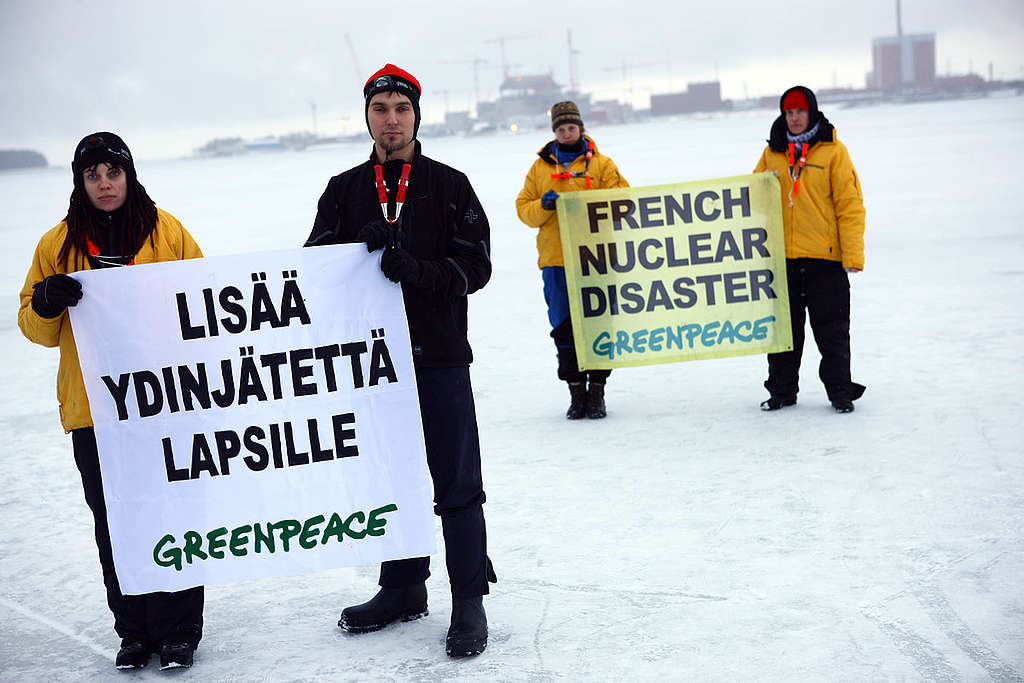 Nuclear Action at Power Plant in Olkiluoto. © Patrik Rastenberger / Greenpeace