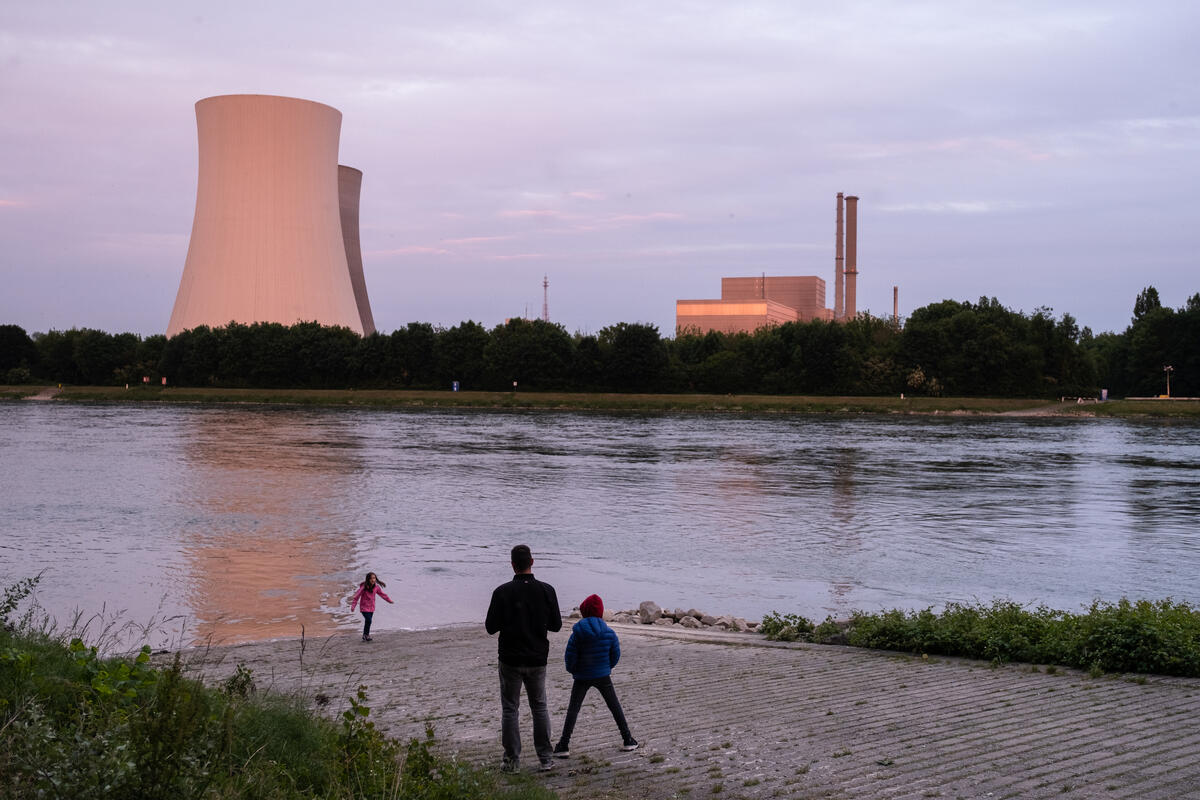 Nuclear Power Plant Philippsburg. © Bernd Hartung / Greenpeace