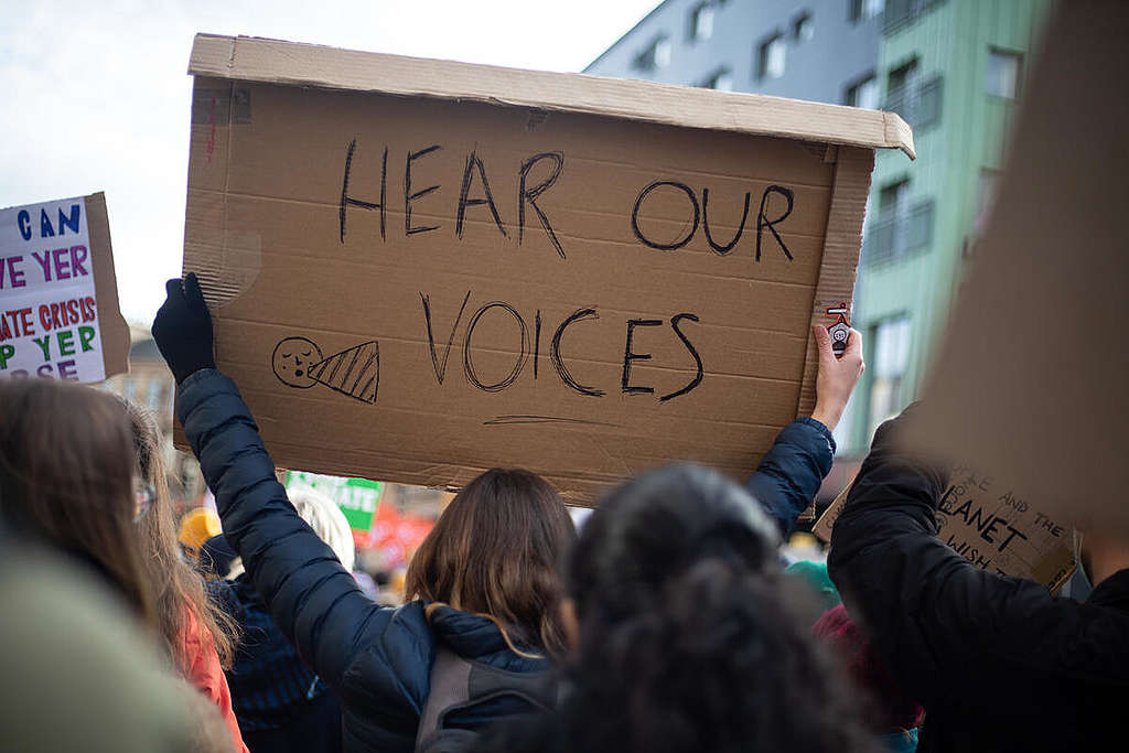 Fridays for Future School Climate Strike Coinciding with COP26 in Glasgow. © Jeremy Sutton-Hibbert / Greenpeace