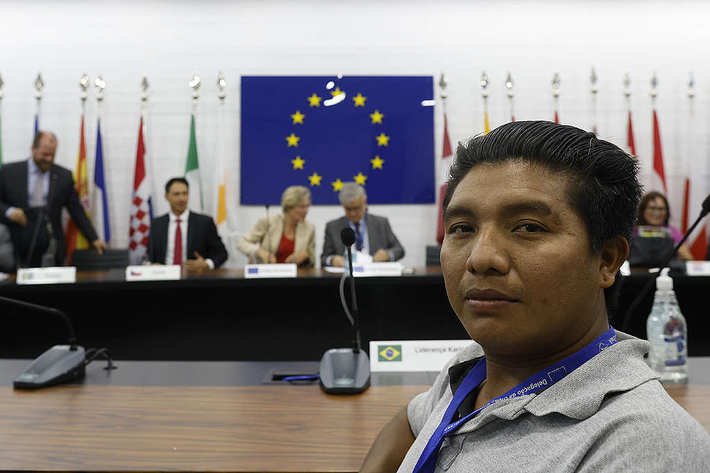 Photo of Karipuna leader at EU Embassy meeting in Brazil © Adriano Machado / Greenpeace.