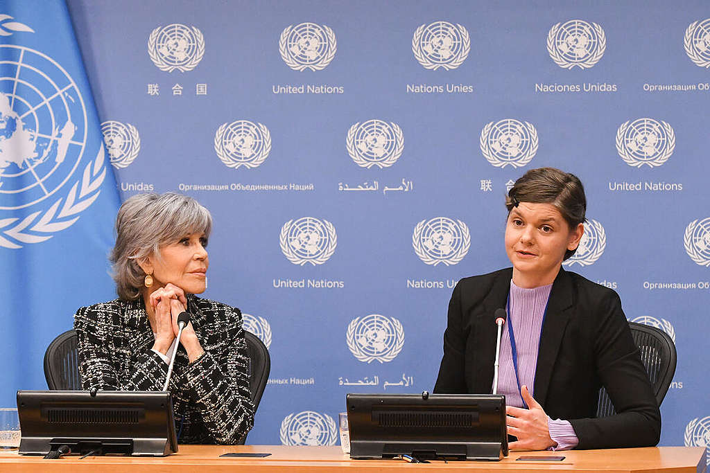 Jane Fonda at the UN in New York. © Stephanie Keith / Greenpeace