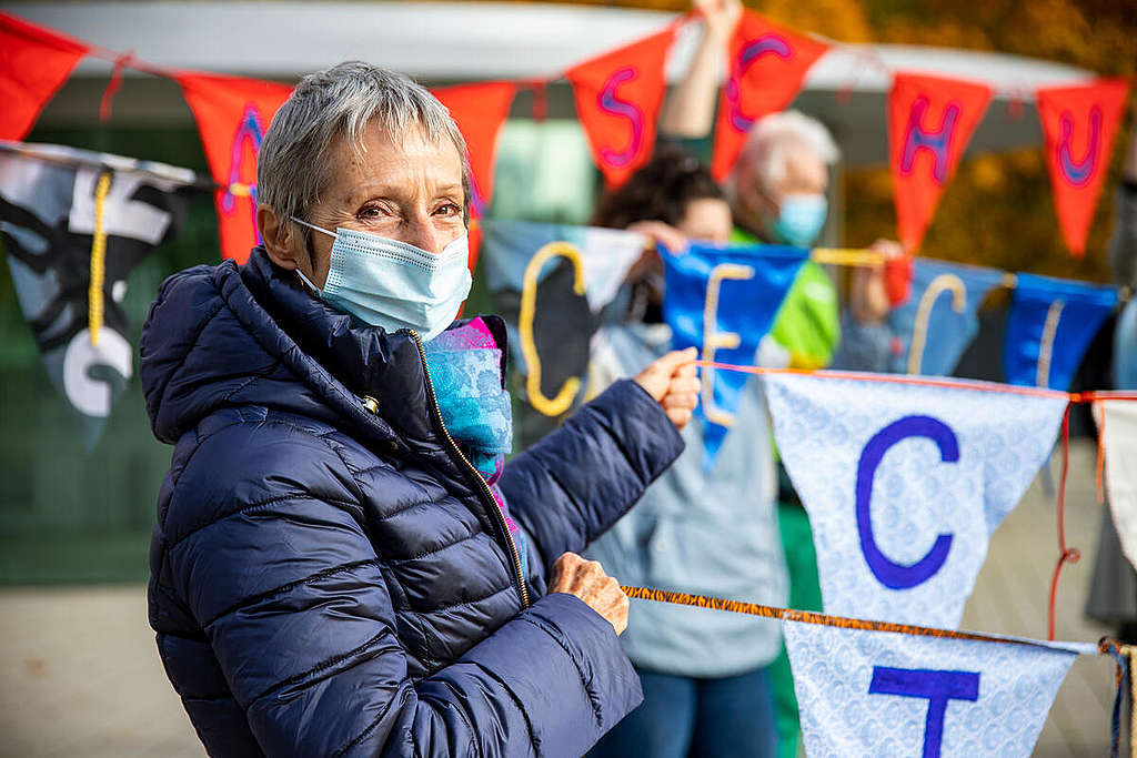 Senior Swiss Citizens File Action at European Court of Human Rights in Strasbourg. © Greenpeace / Emanuel Büchler