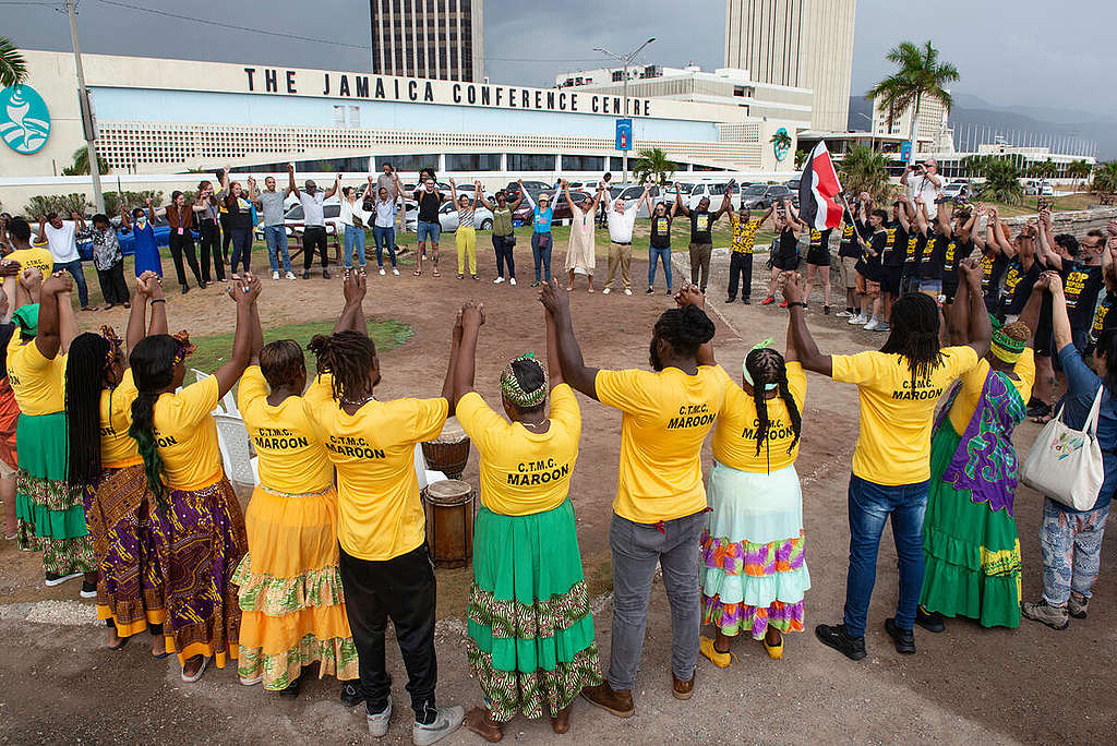 ISA Welcome Ceremony in Kingston. © Martin Katz / Greenpeace