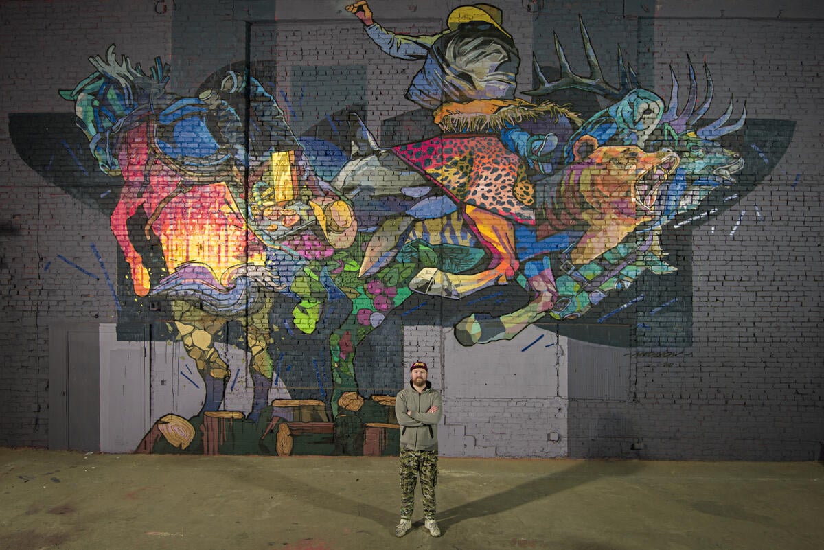 Decorate the streets