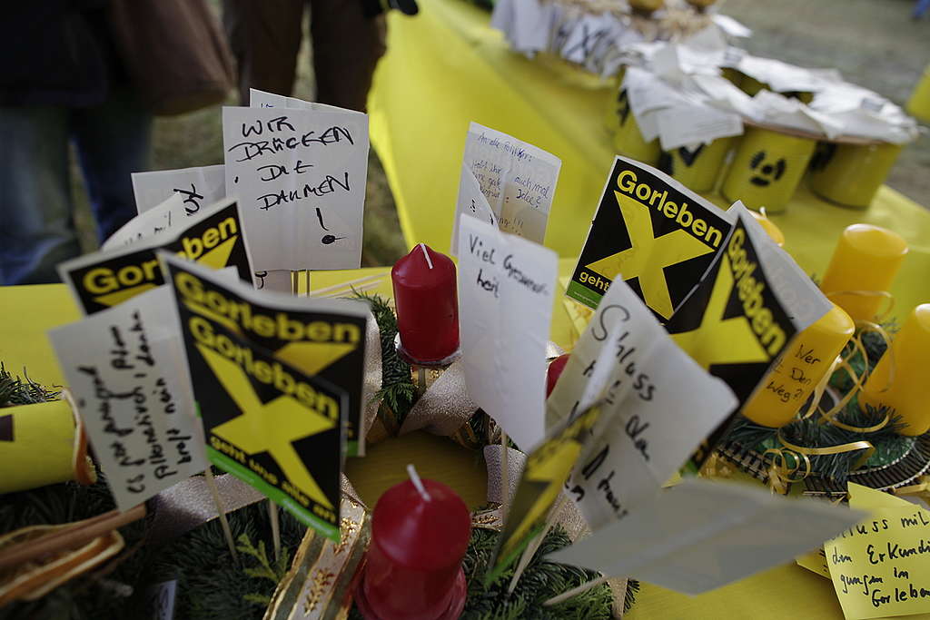 Advent wreaths at Castor Protest in Dannenberg. © Gordon Welters / Greenpeace the end of nuclear power in Germany