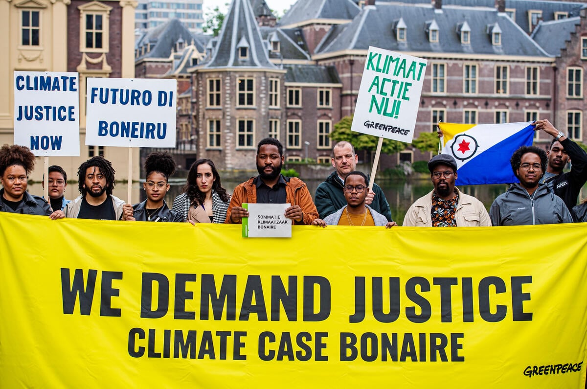 Bonaire Climate Legal Case Launch in The Hague. © Marten  van Dijl / Greenpeace