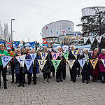 The 29th March 2023 has the potential to go down in history as a milestone in the global  fight against the ever-more imminent climate crisis. For the first time ever, the European Court of Human Rights (ECtHR) in Strasbourg is holding a public hearing to assess the extent to which a nation such as Switzerland must reduce its greenhouse gas emissions more stringently to protect the human rights of its own population. The reason for this is the complaint with which the Senior Women for Climate Protection and four individual plaintiffs from Switzerland have now reached the ECtHR.
