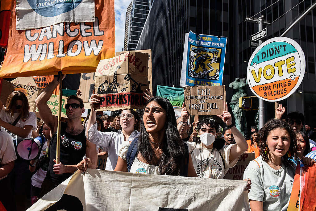 March to End Fossil Fuels in New York City. © Stephanie Kieth / Greenpeace