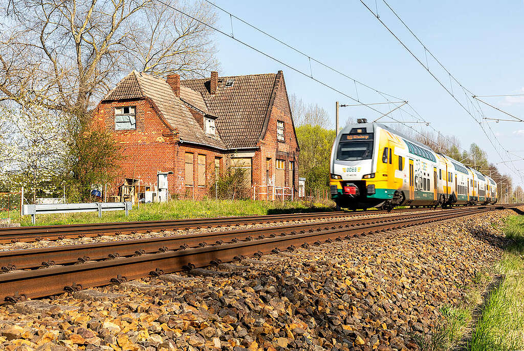 Brandenburg Regional Railway in Germany. © Paul Langrock / Greenpeace