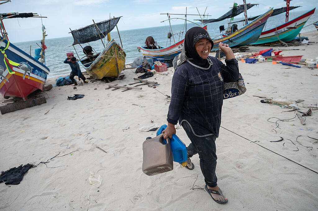 Female Fishers in Chana. © Songwut Jullanan / Greenpeace