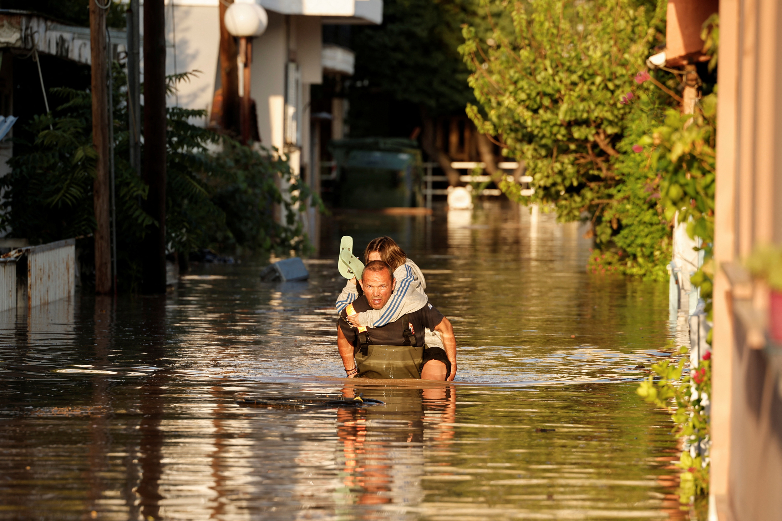 What climate mess looks like in photos - Greenpeace International - Vimarsana News