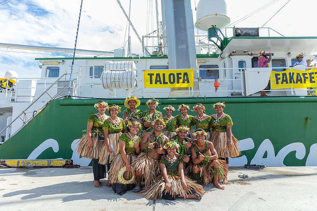 Rainbow Warrior's Welcome Ceremony in Funafuti, Tuvalu. © Greenpeace / Sam Pedro