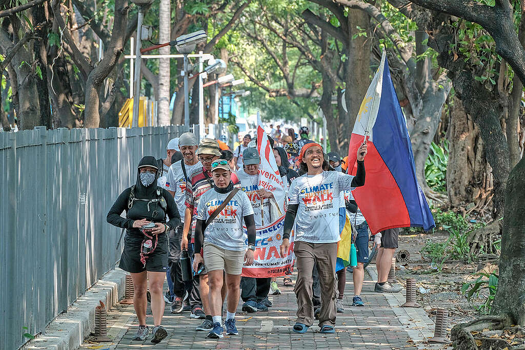Climate Walk in Manila. © Roy Lagarde / Greenpeace