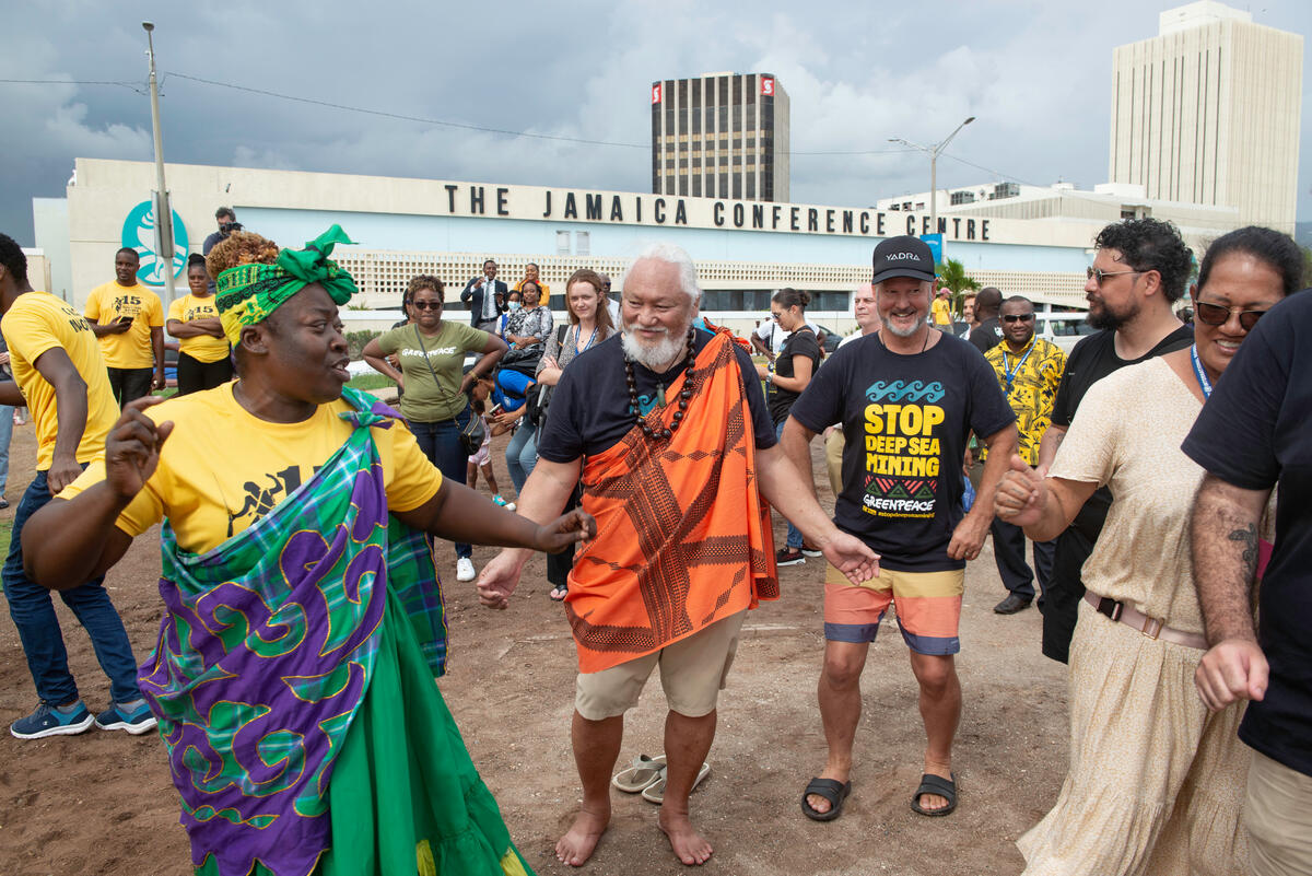 ISA Welcome Ceremony in Kingston. © Martin Katz / Greenpeace